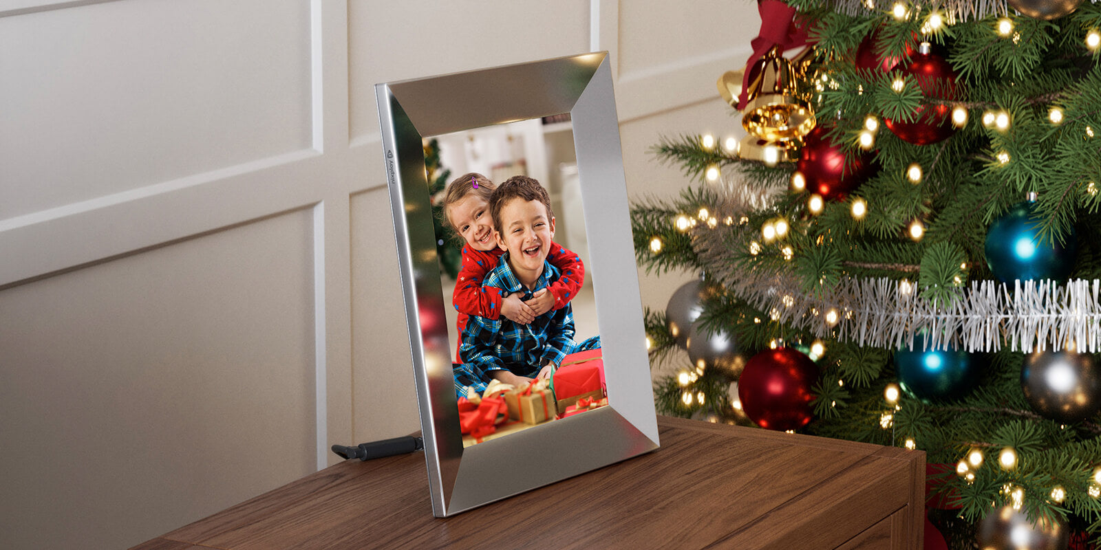 articles/Christmas-Gift-Guide_7da7059d-1e97-44c4-8a54-f84a483821ac.jpg