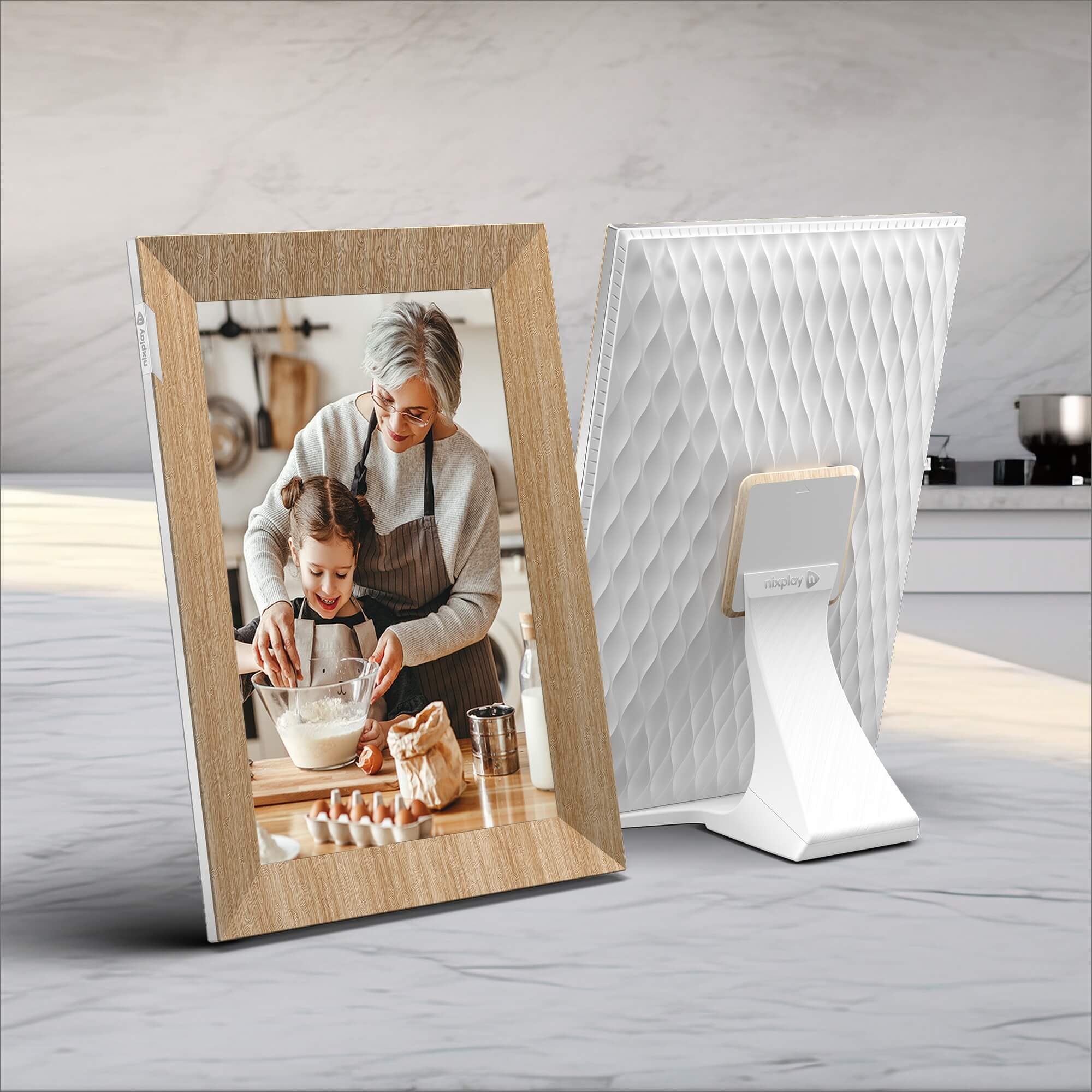 Nixplay smart digital photo shop frame 10.1 inch