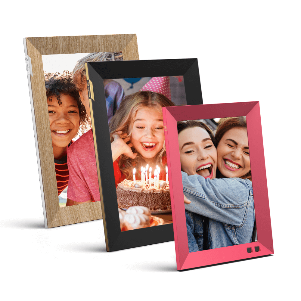 10-inch HD Touch Screen Wi-Fi Digital Frame + Lola Bundle