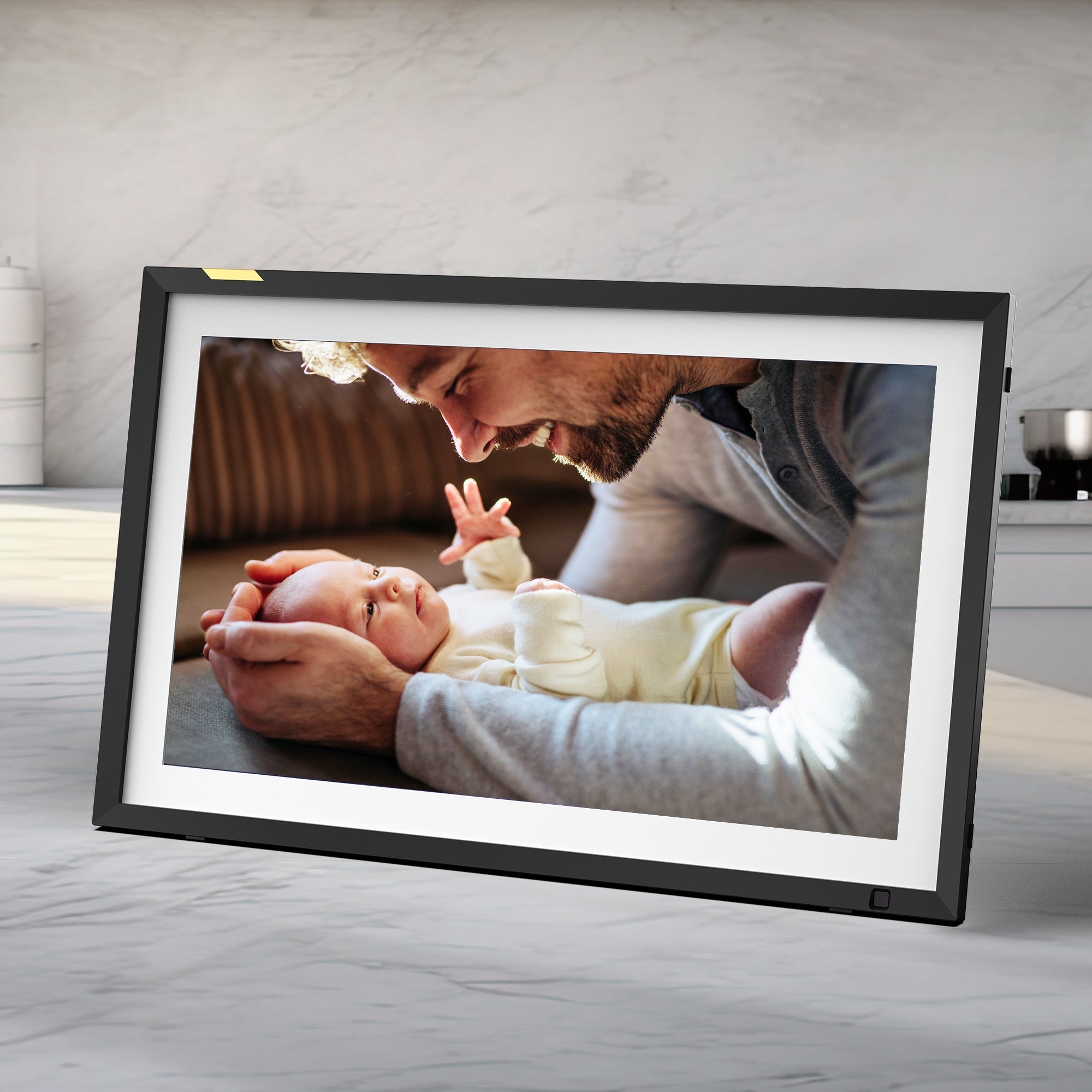 15.6-inch HD Widescreen Touch Screen Wi-Fi Digital Frame
